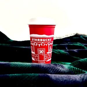 NEW! Limited Edition Starbucks 2025 Red Cup with White Lid for the Holidays